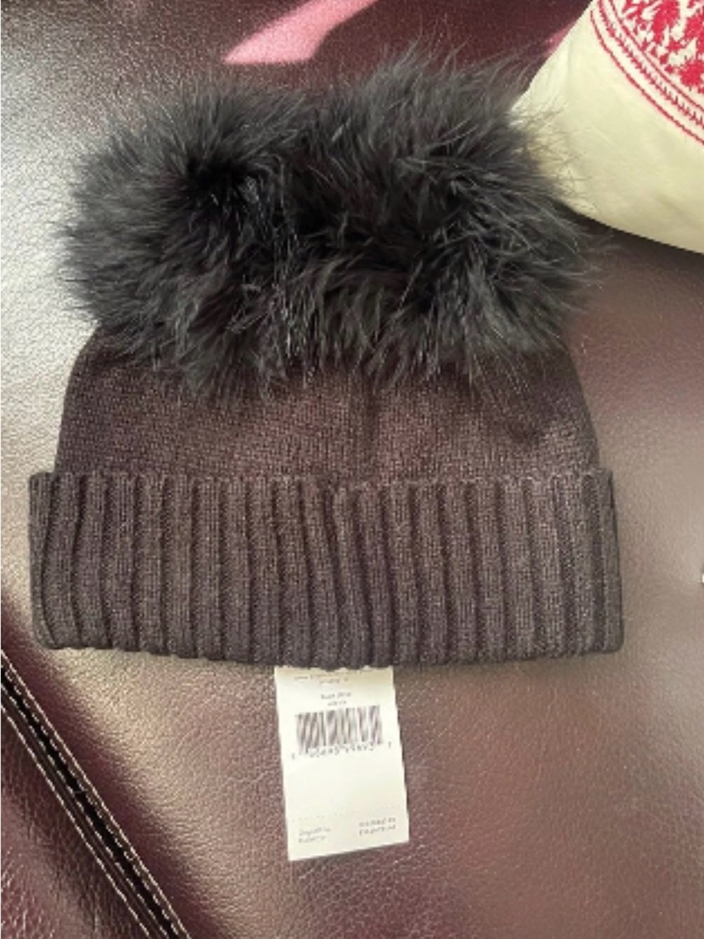 Kate Spade New York meow marabou pompom beanie black - Picture 7 of 7